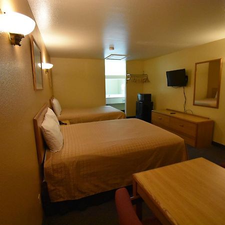 Americas Best Value Inn San Antonio/Lackland Afb מראה חיצוני תמונה