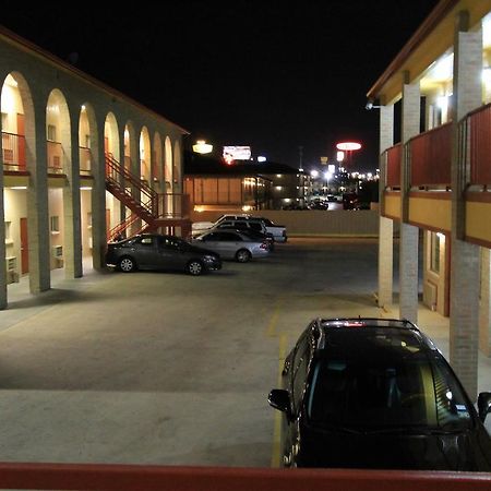 Americas Best Value Inn San Antonio/Lackland Afb מראה חיצוני תמונה