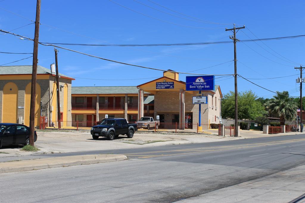 Americas Best Value Inn San Antonio/Lackland Afb מראה חיצוני תמונה