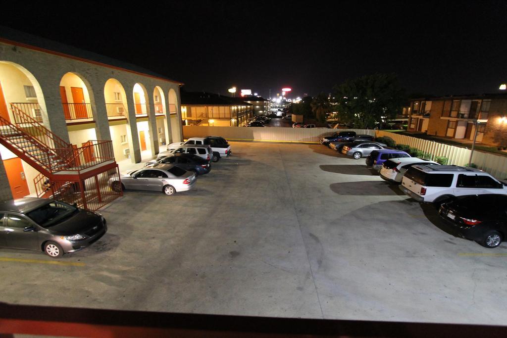 Americas Best Value Inn San Antonio/Lackland Afb מראה חיצוני תמונה